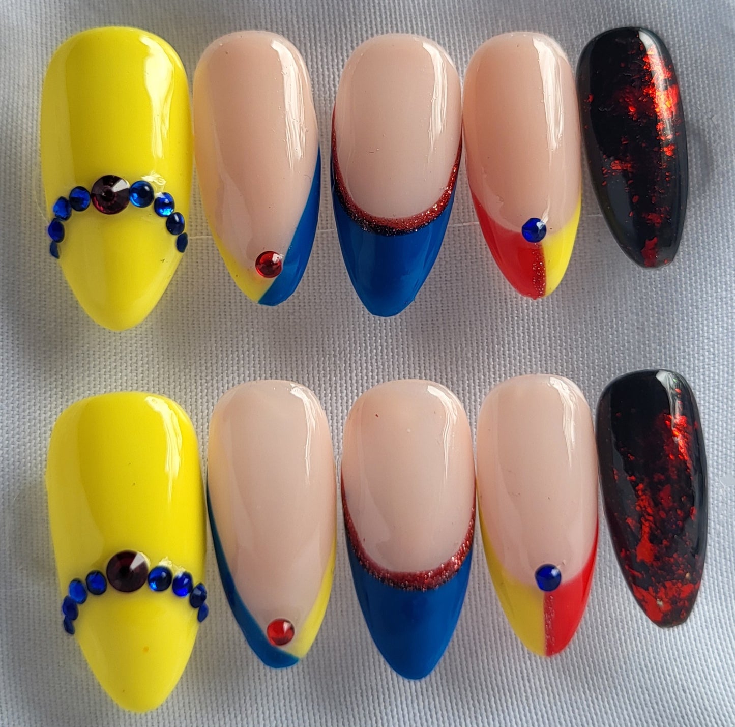 Création Nail Art Blanche Neige
