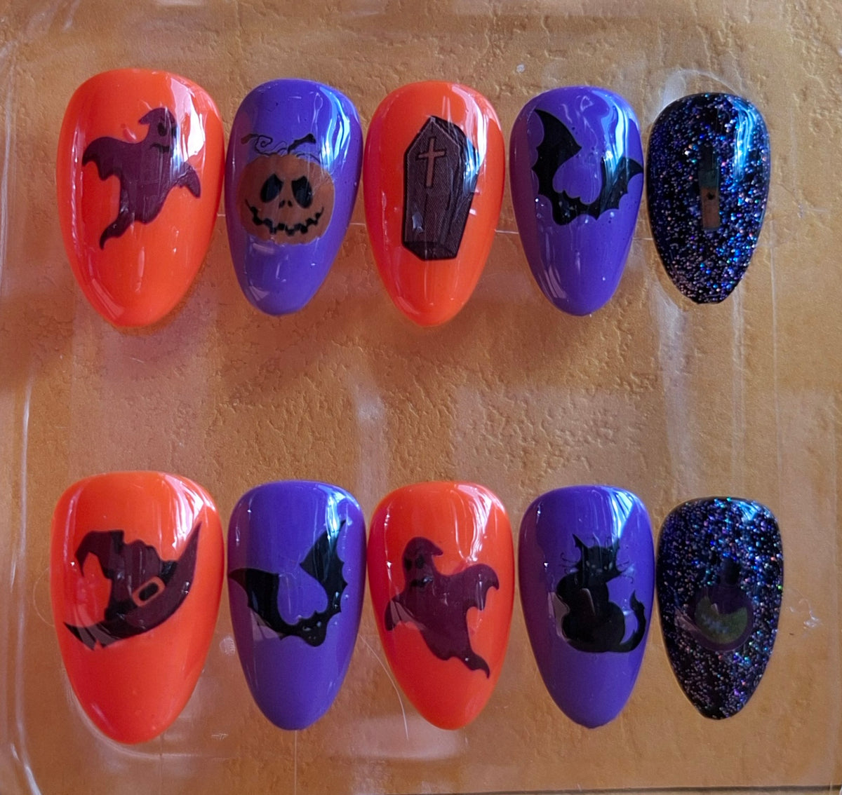 Création court Nail Art Halloween Icônes — Fantôme, Cercueil, Sorcière & Chat Noir