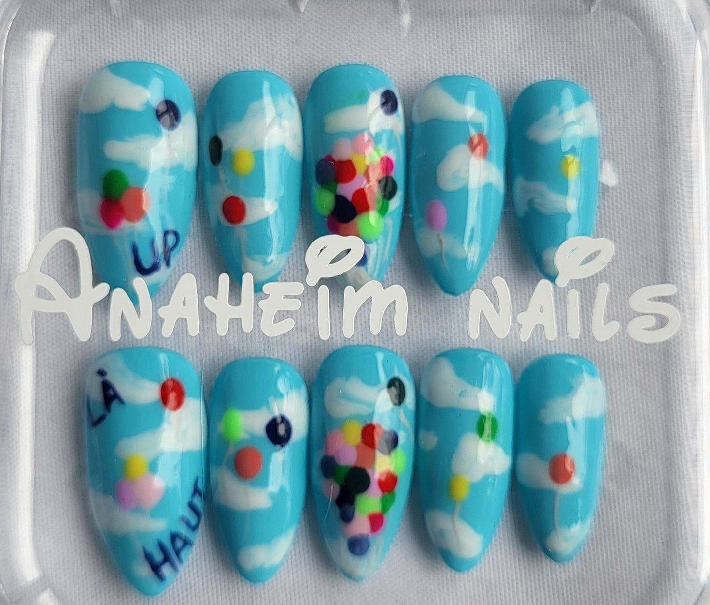 Création Nail Art Là Haut