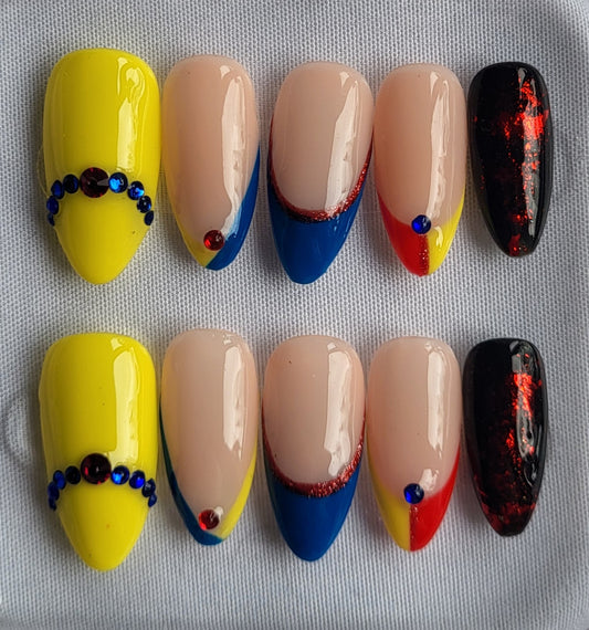Création Nail Art Blanche Neige