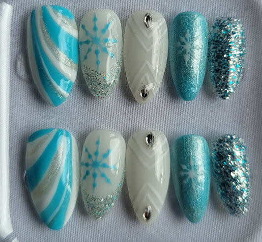 création Nail Art Elsa