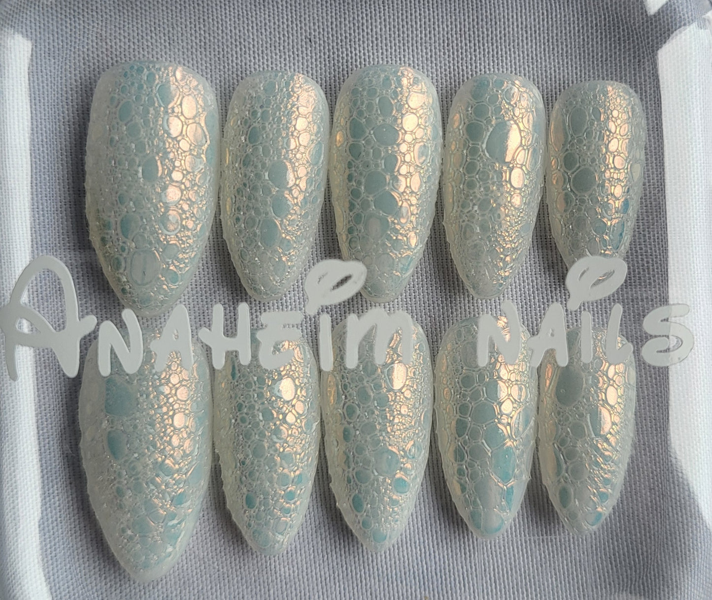 Création Nail Art – Écailles de Sirène : L’Appel de l’Océan