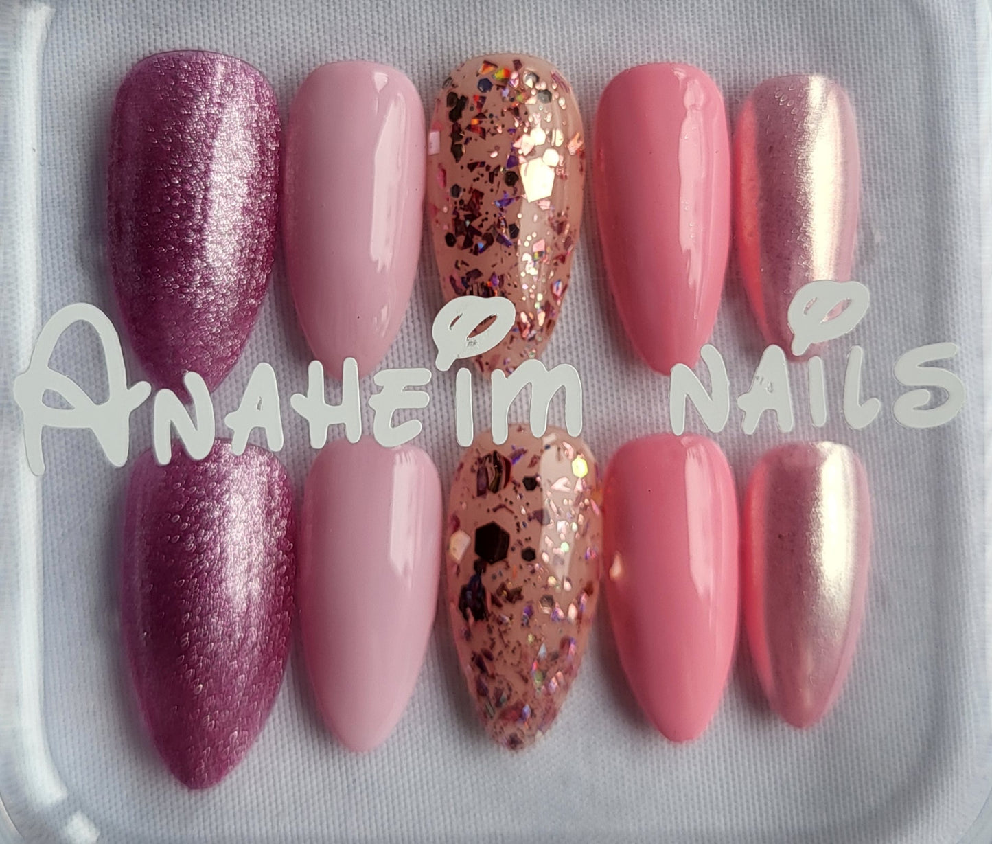 Création Nail Art – Rose Gold & Paillettes : Le Glamour à l’État Pur