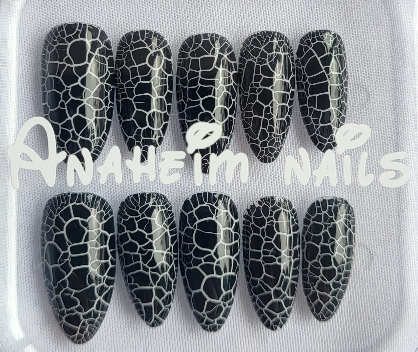 Création Nail Art – Peau de Dragon : L’Armure des Reines