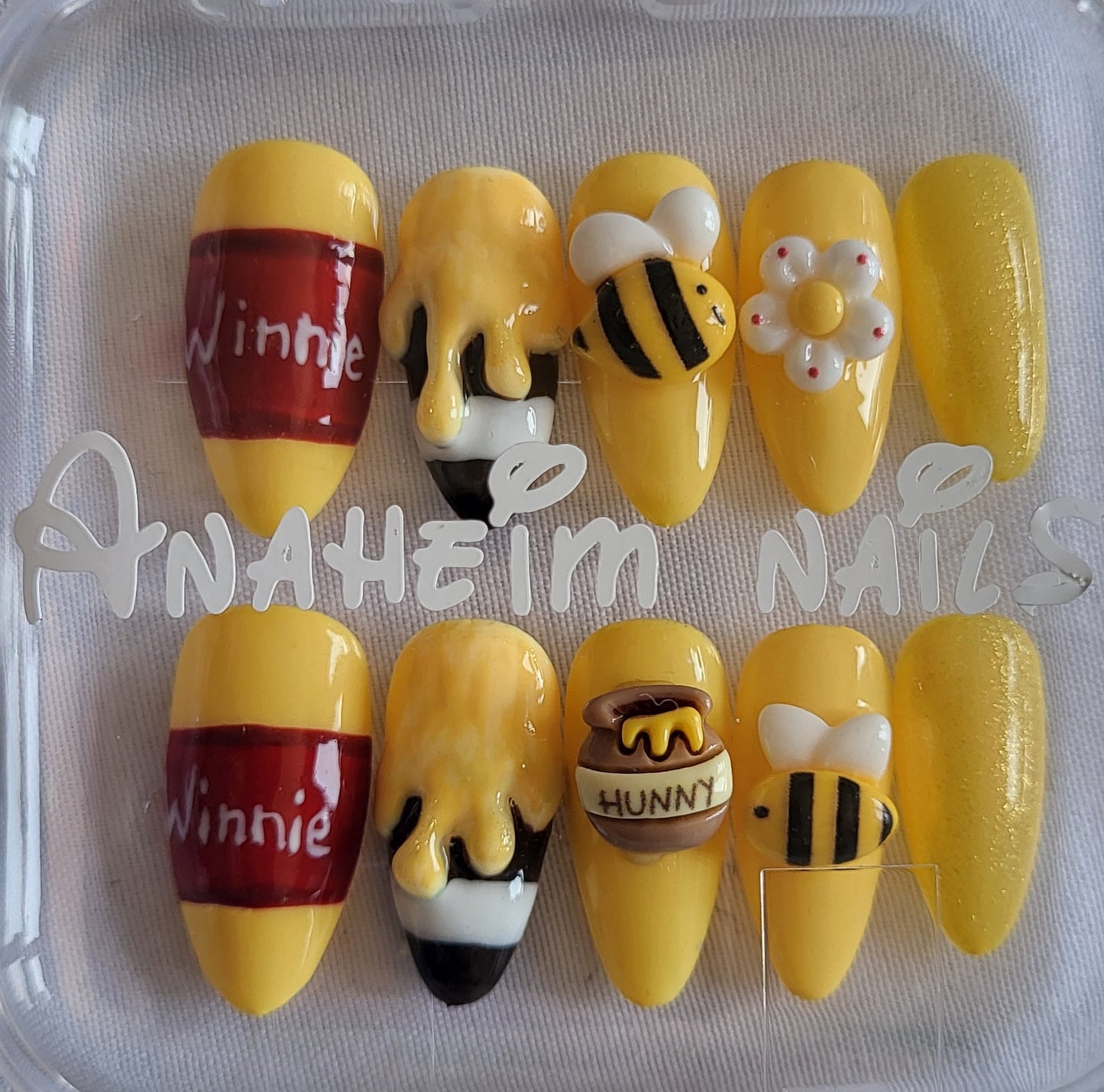 Faux Ongles Winnie l'Ourson - Collection Disney