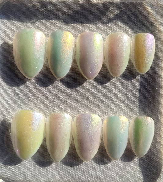 Création Nail Art Ongles Courts - Féerie Arc en Ciel