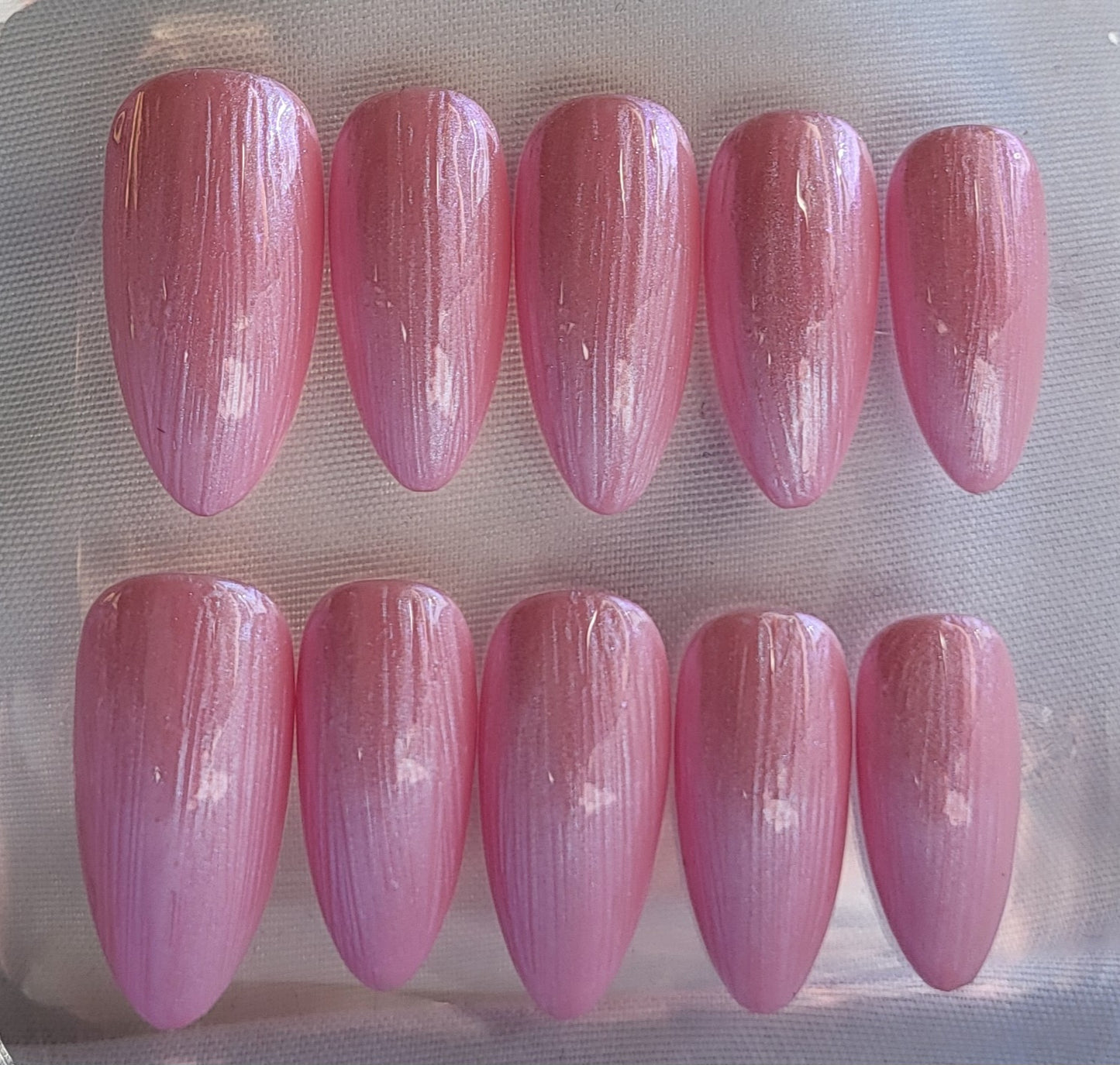 Création Nail Art - Rose Soirée Nacré & Irisé