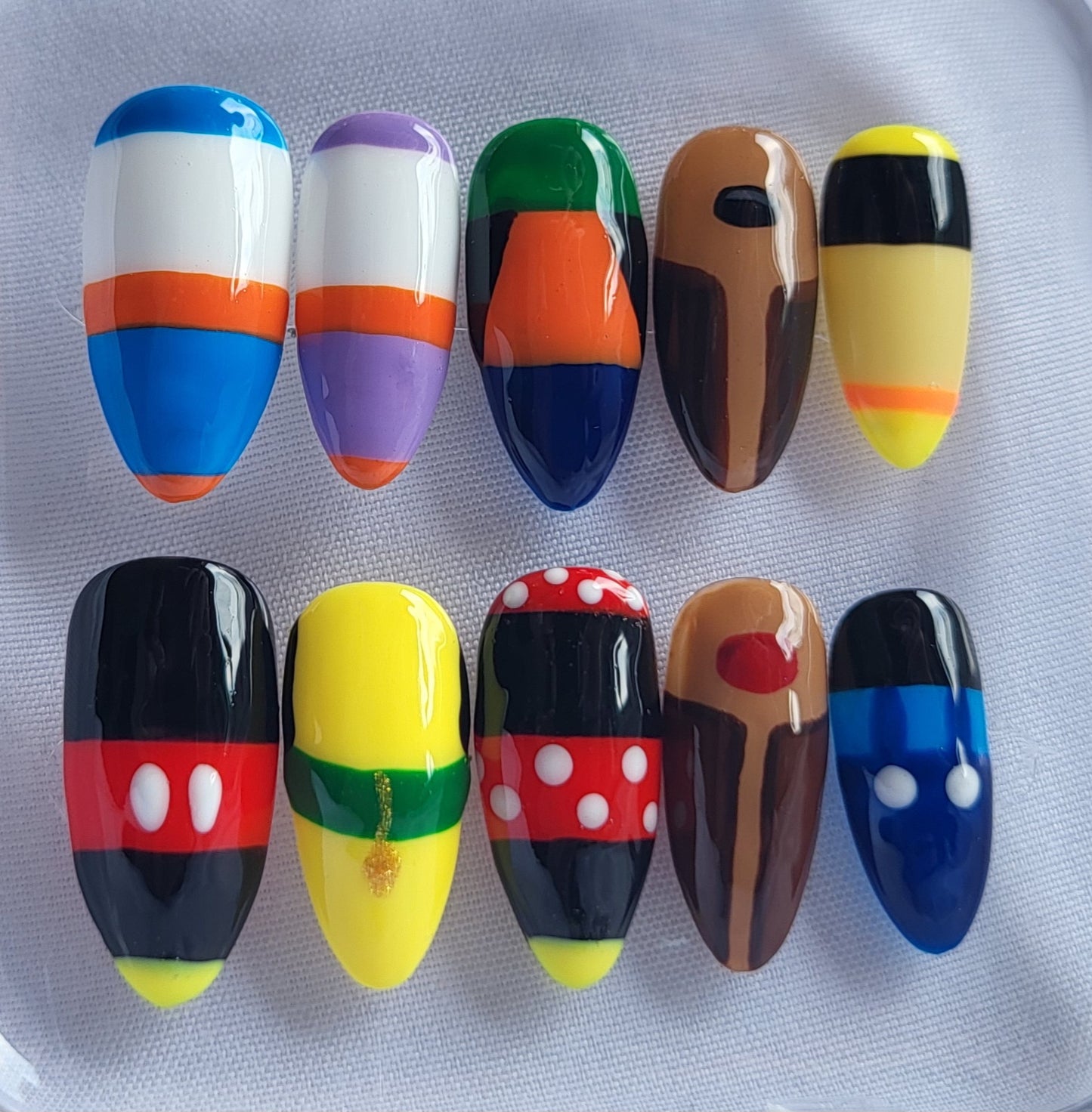 Création Nail Art Disney Squad – Personnages Iconiques