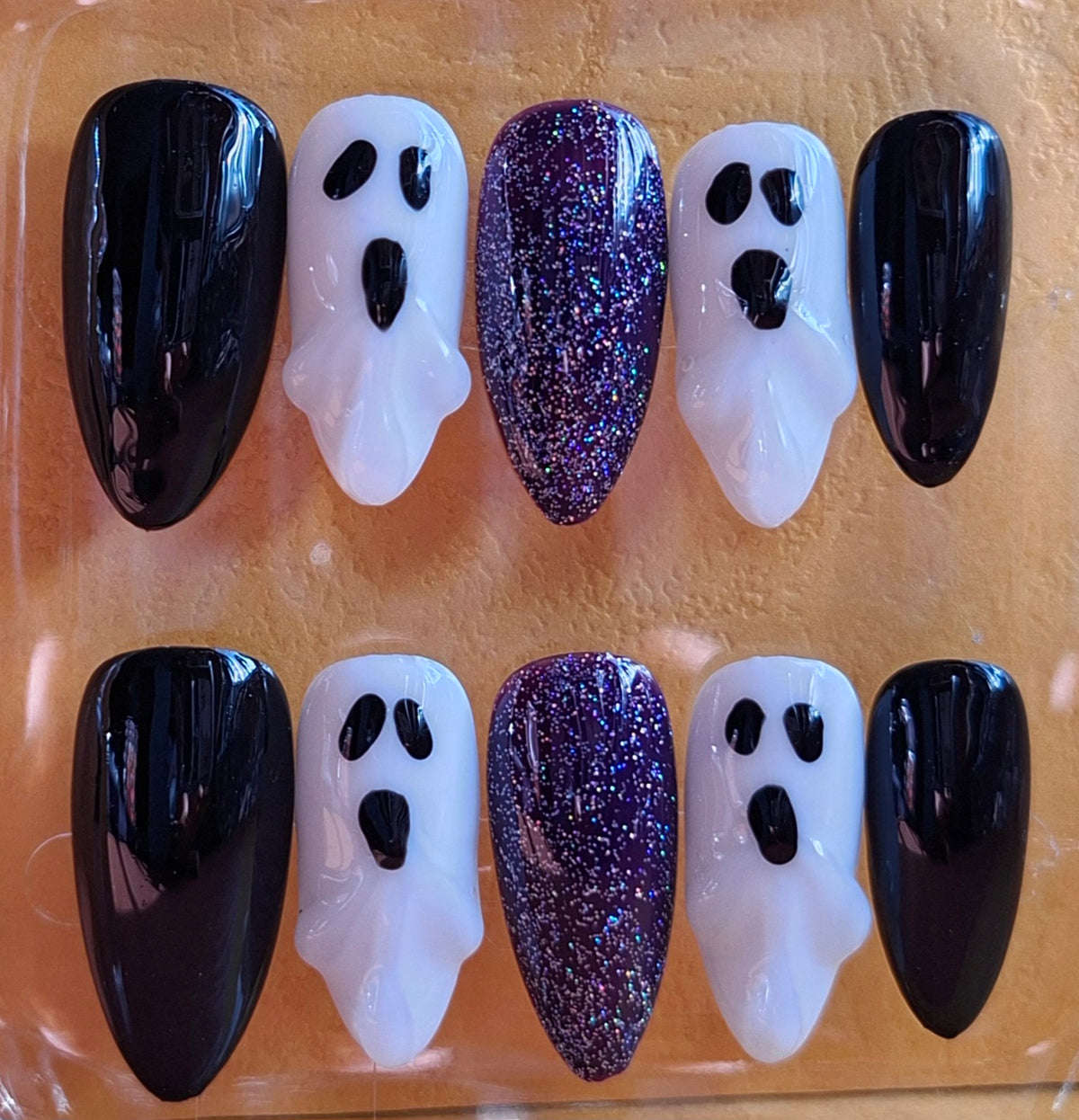 Création Nail Art Halloween Fantômes 3D — Noir Laqué & Glitter Violet Galaxie