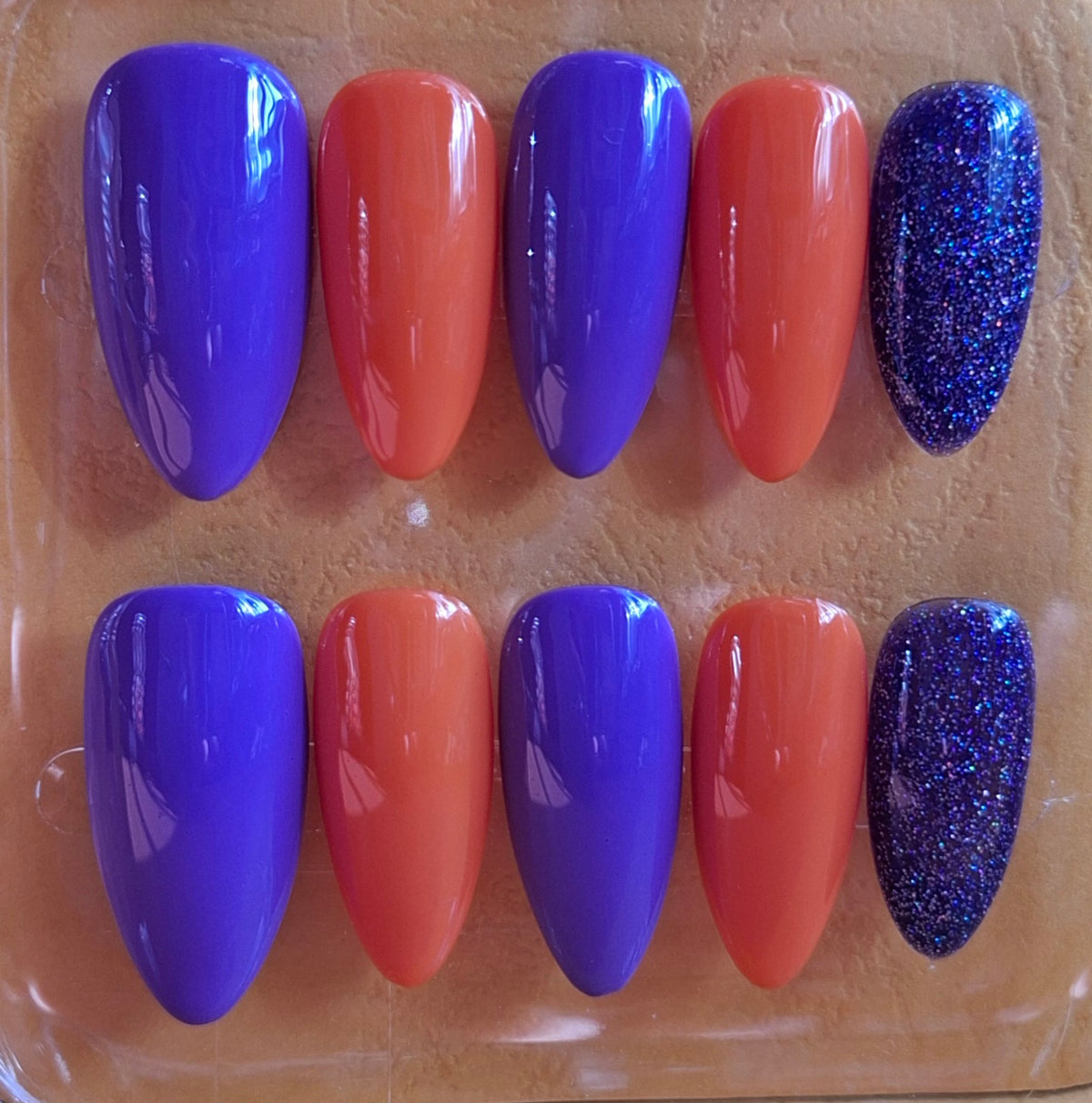 Création Nail Art Halloween Bicolore — Violet Électrique, Orange Brûlé & Glitter mauve nuit