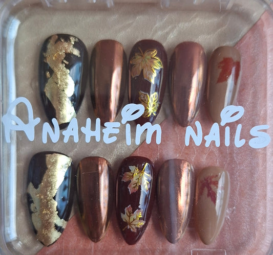 Création Automne Nails Art – Feuilles d’Or